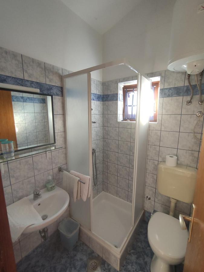 Apartments Stivic Pinezići Kültér fotó