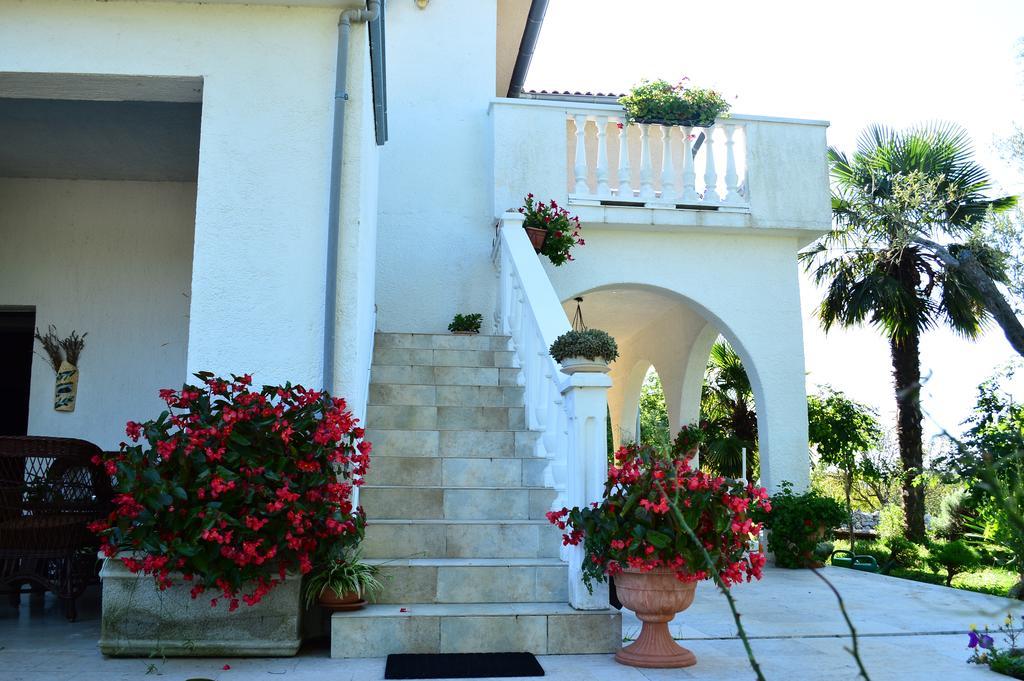 Apartments Stivic Pinezići Kültér fotó