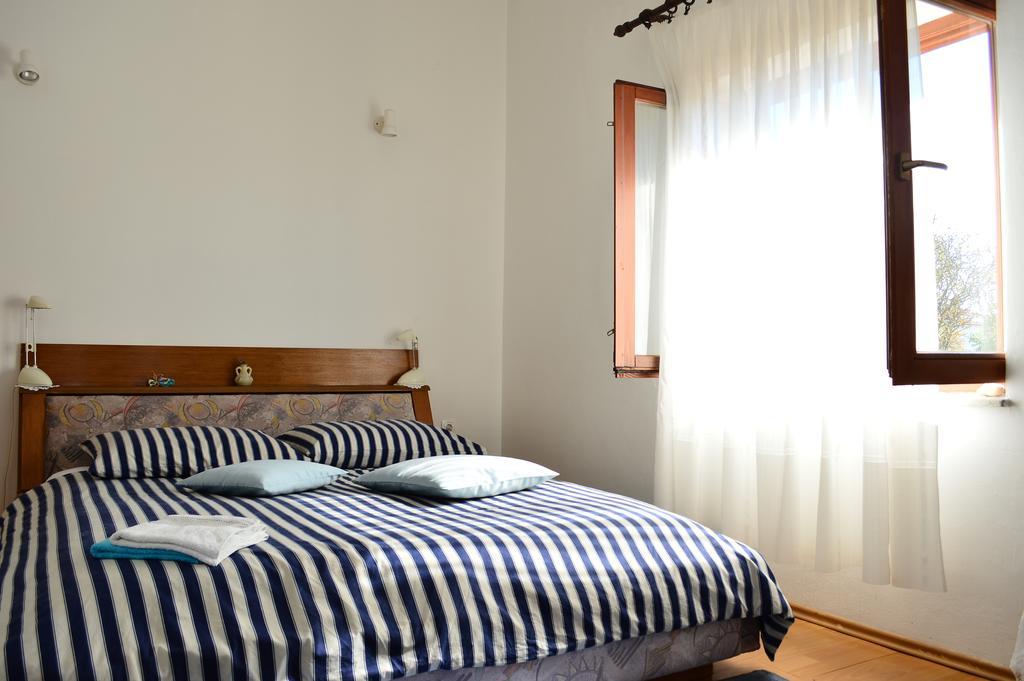Apartments Stivic Pinezići Kültér fotó